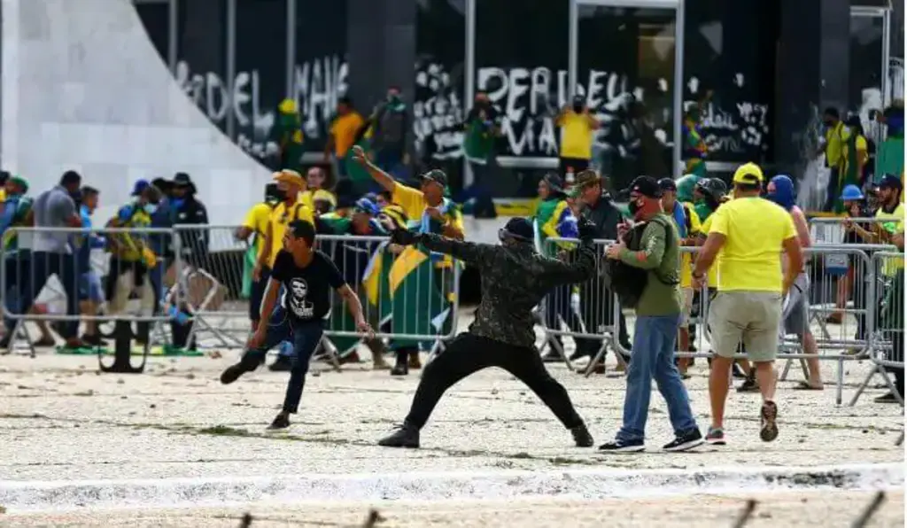  - Golpistas depredaram prédios dos Três Poderes em Brasília (Foto: Marcelo Camargo/Agência Brasil)