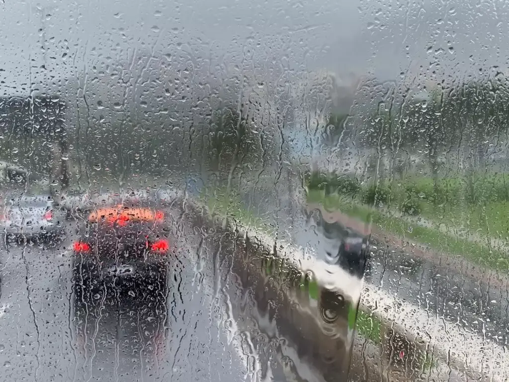 (Imagem Mariana Santos) - Chuva e sensação de abafamento marcam restante da semana