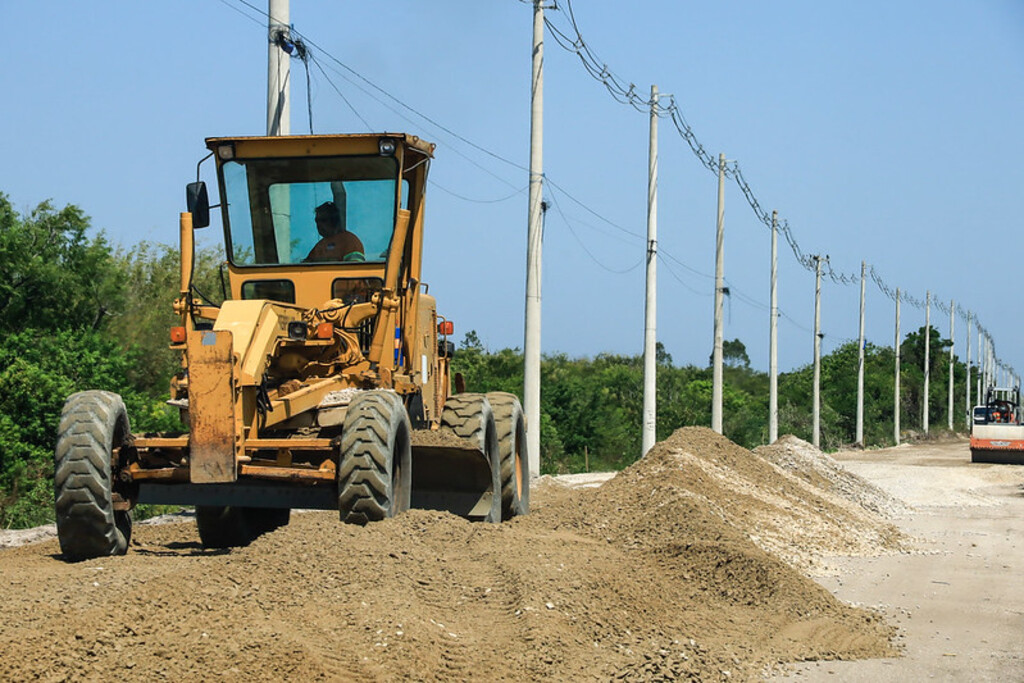 Obras na Estrada do Engenho estão em ritmo acelerado