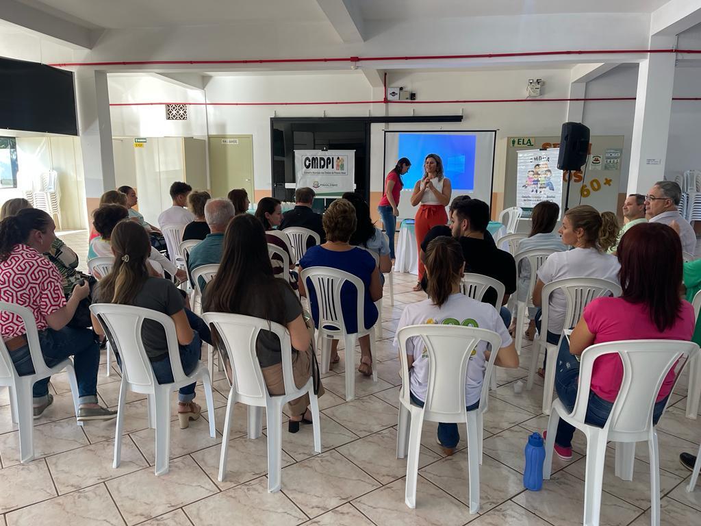 Campanha é apresentada em café com o Poder Executivo