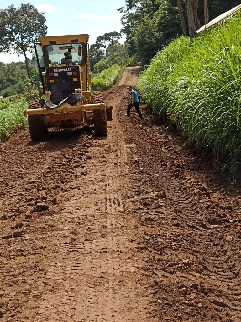 Recuperação de estradas é intensificada