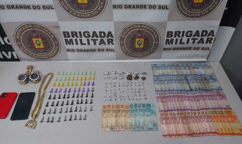 (Foto: Divulgação BM) - Droga foi aprendida e levada para a DPPA