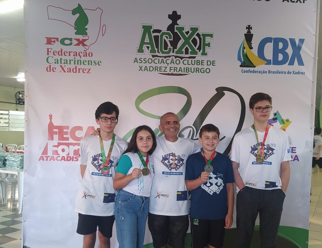 Xadrez lageano conquista quatro prêmios no Festival Catarinense da Juventude