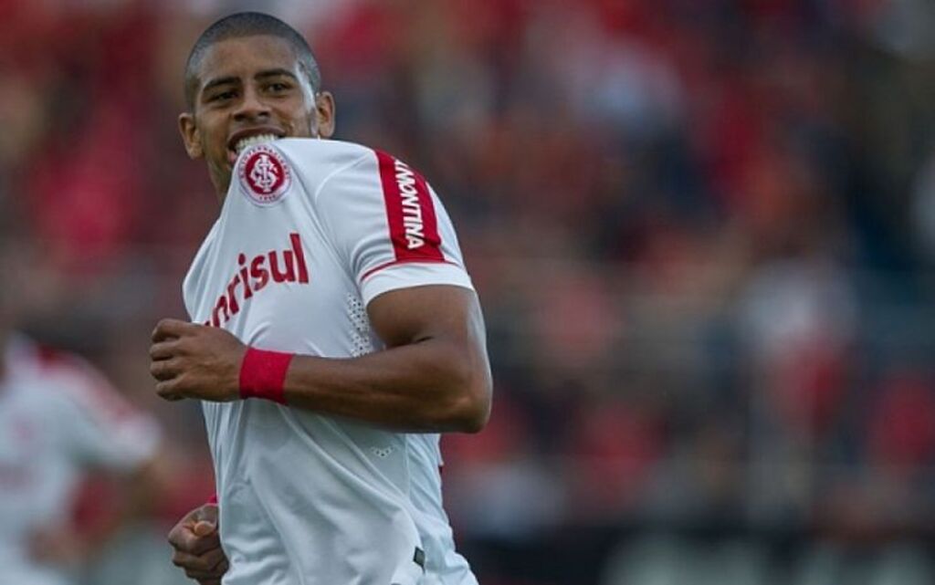 Foto: Ricardo Duarte - Inter - Taiberson marcou pelo Colorado na Boca do Lobo, no Gauchão de 2015, diante do Brasil