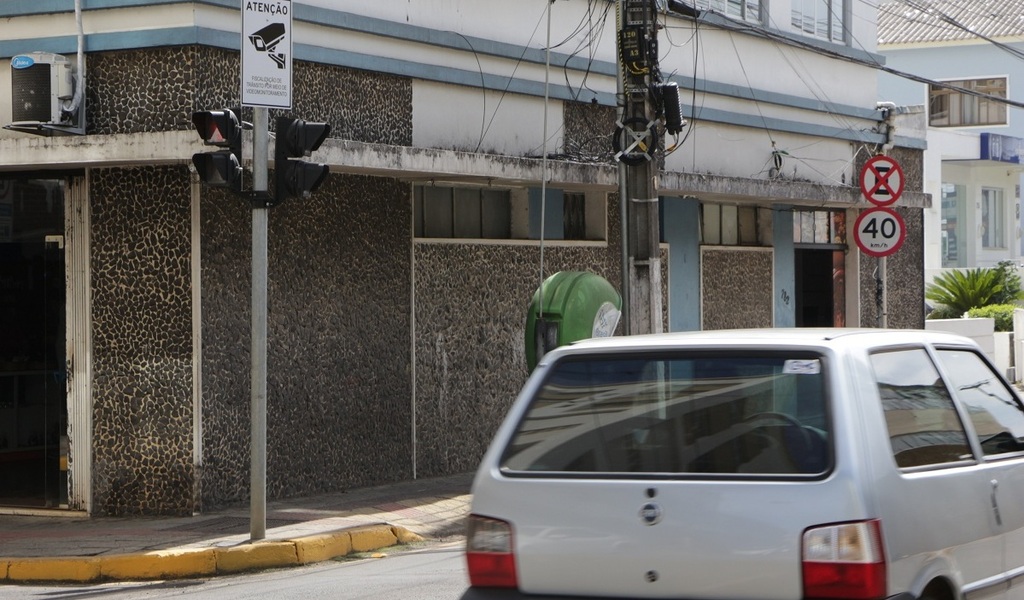 Sistema de videomonitoramento no trânsito começa a fiscalização com autuações na segunda-feira (13)