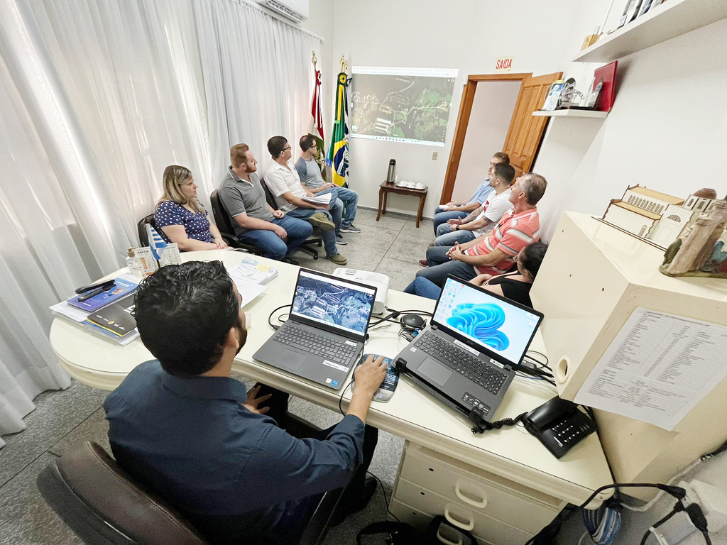 Reunião define ações e serviços da Prefeitura de Capinzal nas áreas urbana e rural