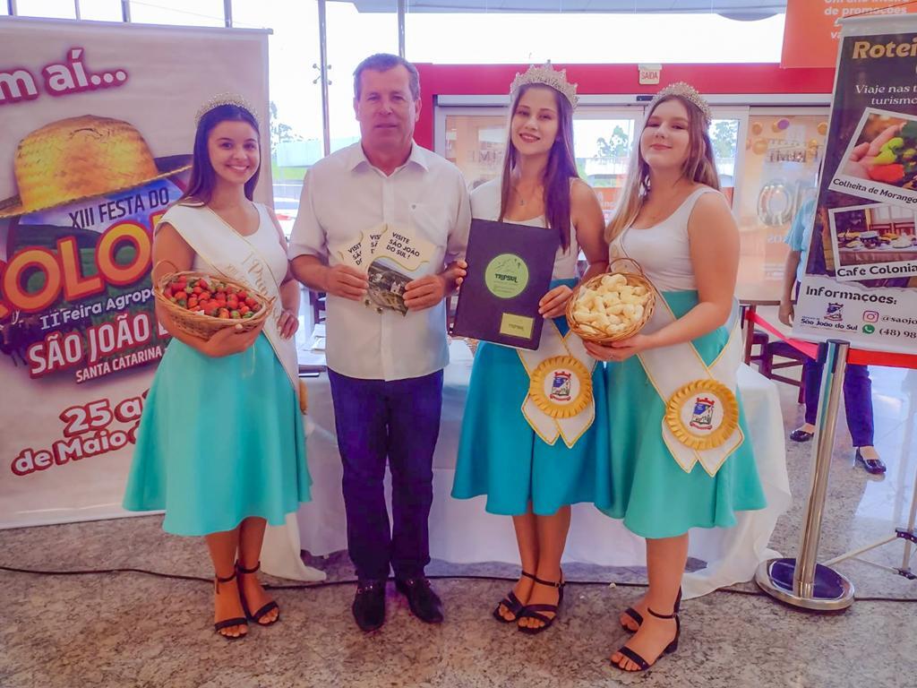 SÃO JOÃO DOS SUL: SOBERANAS INICIAM A DIVULGAÇÃO DA FESTA DO COLONO