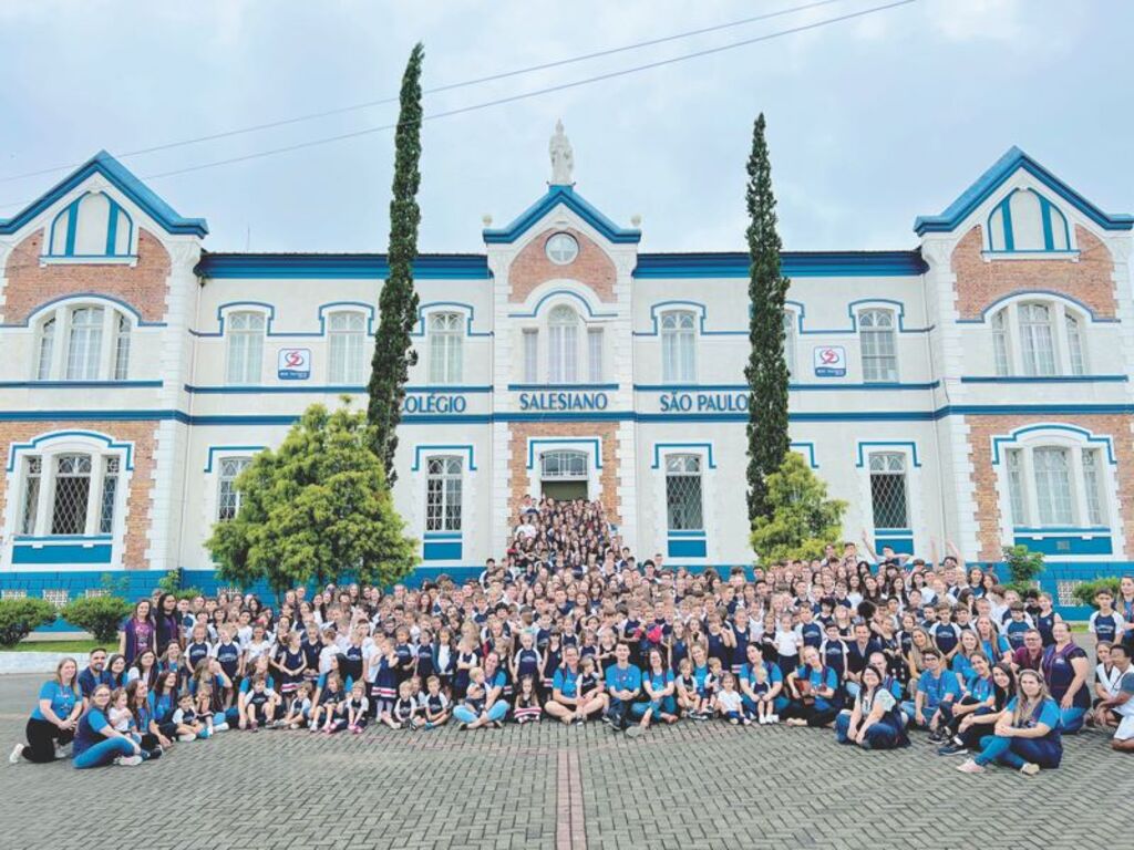 Colégio São Paulo comemora 97 anos