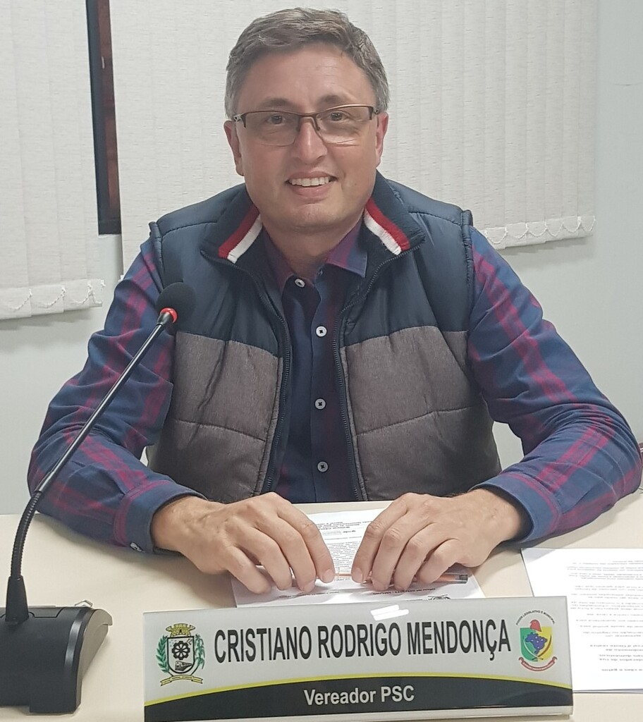 Vereador Cristiano Mendonça solicita ao Poder Executivo Municipal a implantação de um Centro de Compostagem no município.