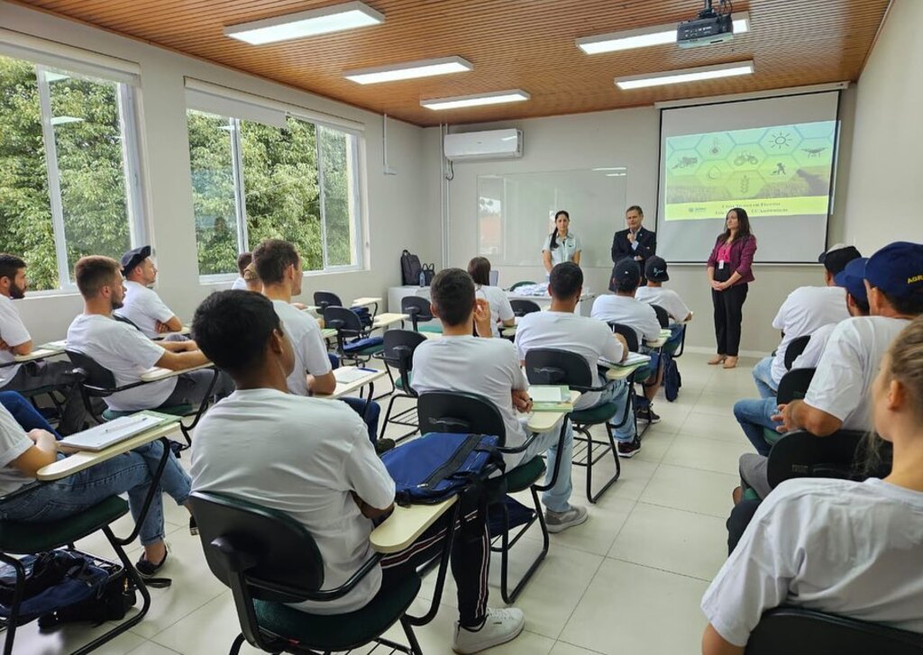 Aula inaugural marca o início do Curso Técnico em Florestas