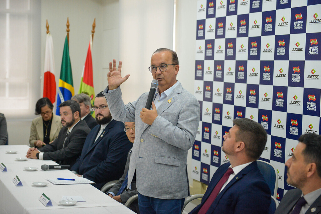 Eduardo Valente / Secom - Secretário da Indústria, do Comércio e do Serviço, Silvio Dreveck, também participou do encontro