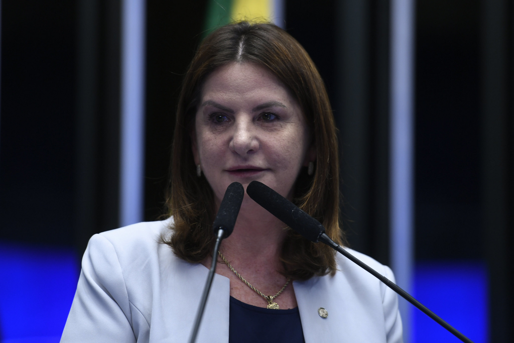 Carmen Zanotto participa da solenidade de entrega do Selo Serra Catarinense Sustentável