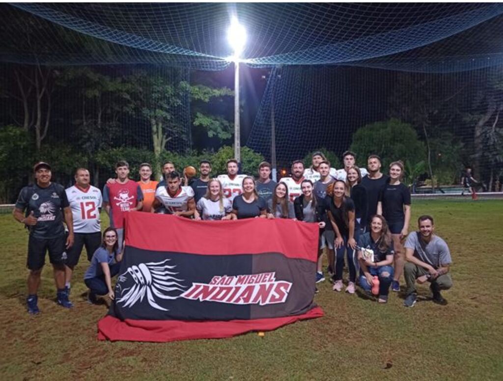 Futebol americano é tema de atividade no Curso de Educação Física