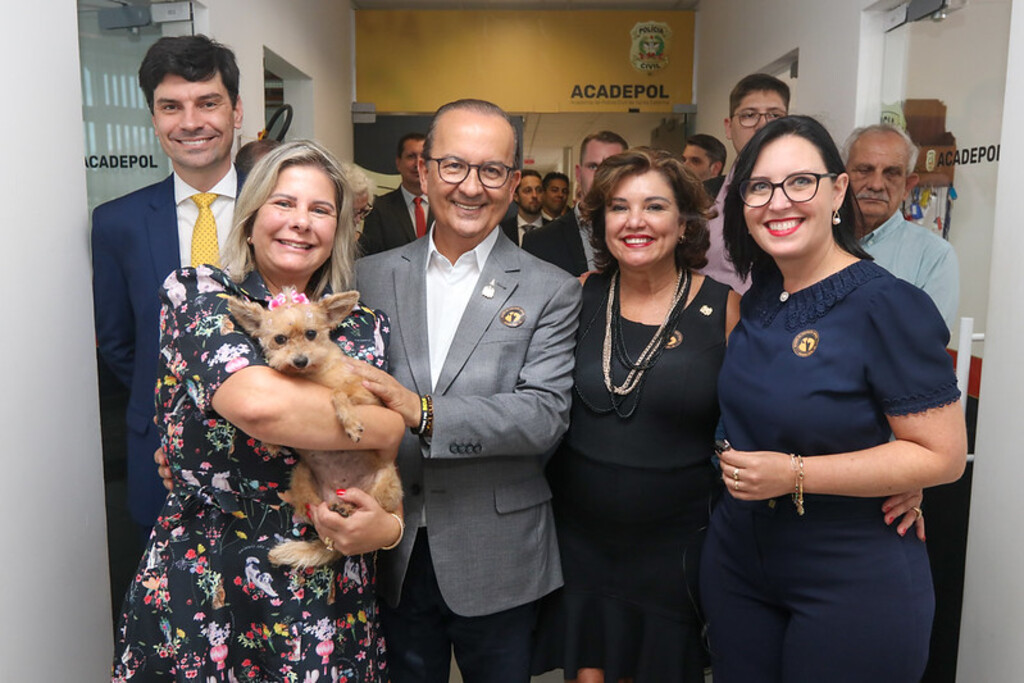 Governador inaugura divisão na Polícia Civil para investigar crimes contra animais