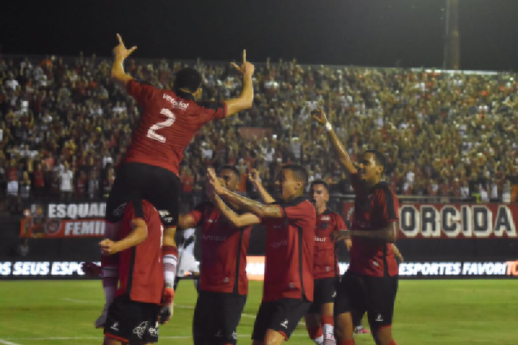 Foto: Tiago Winter - Especial DP - Classificação sobre a Ponte Preta, conquistada na sequência da vitória diante do Cordino, rendeu mais R$ 2,1 milhões ao clube