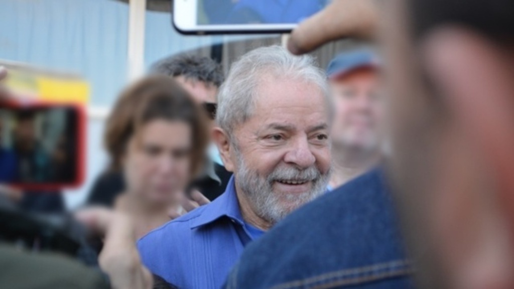 Pesquisa com o mercado: 94% não confiam em Lula