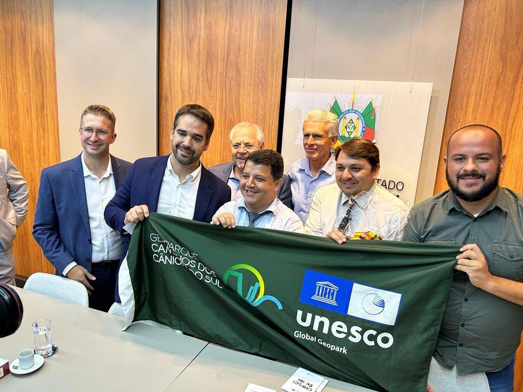 PRAIA GRANDE: FANICA SE ENCONTRA COM O GOVERNADOR DO RS