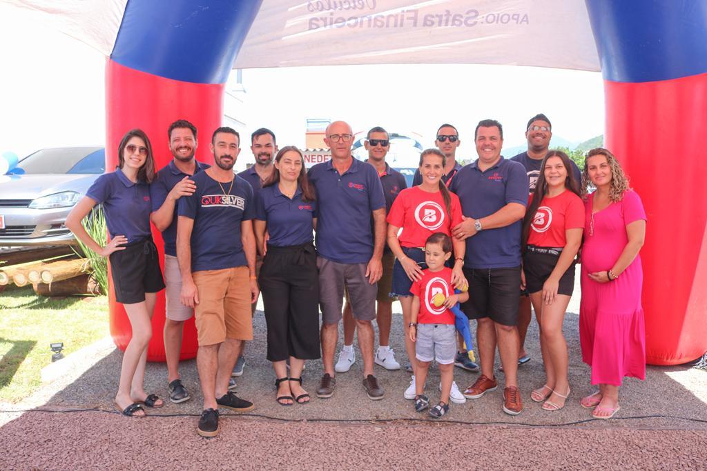 BENEDET & EUGÊNIO VEÍCULOS INAUGURA 
EM TRÊS CACHOEIRAS