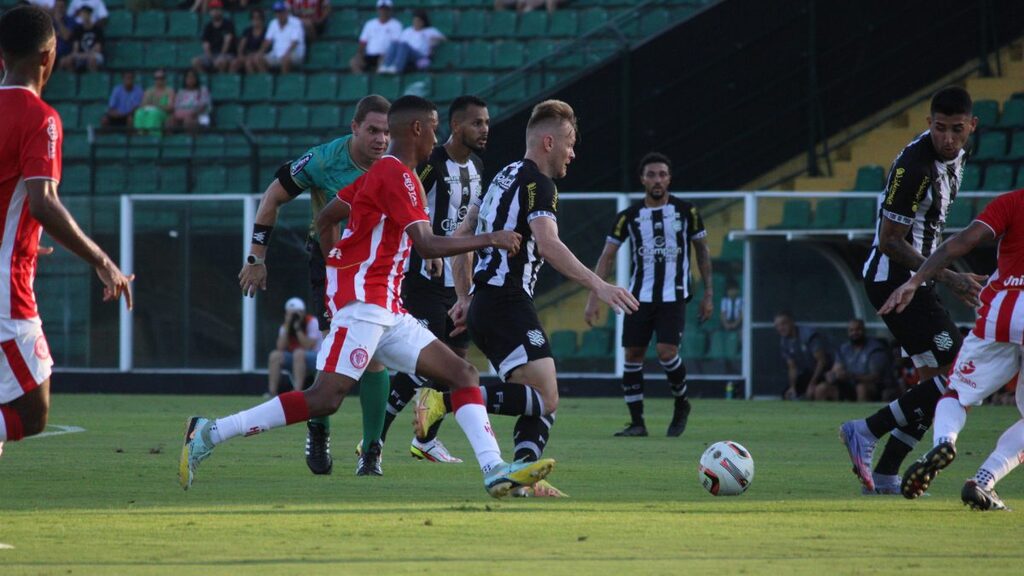 Figueirense é derrotado pelo Hercílio Luz,