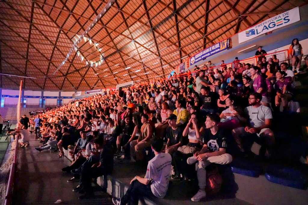 Escola de Artes Elionir Camargo Martins e grupos de danças de Lages conquistam troféus e vagas para a final em Concórdia