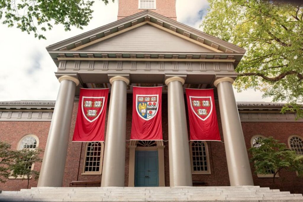 Maria Glia - Harvard é uma das universidades mais prestigiadas dos Estados Unidos