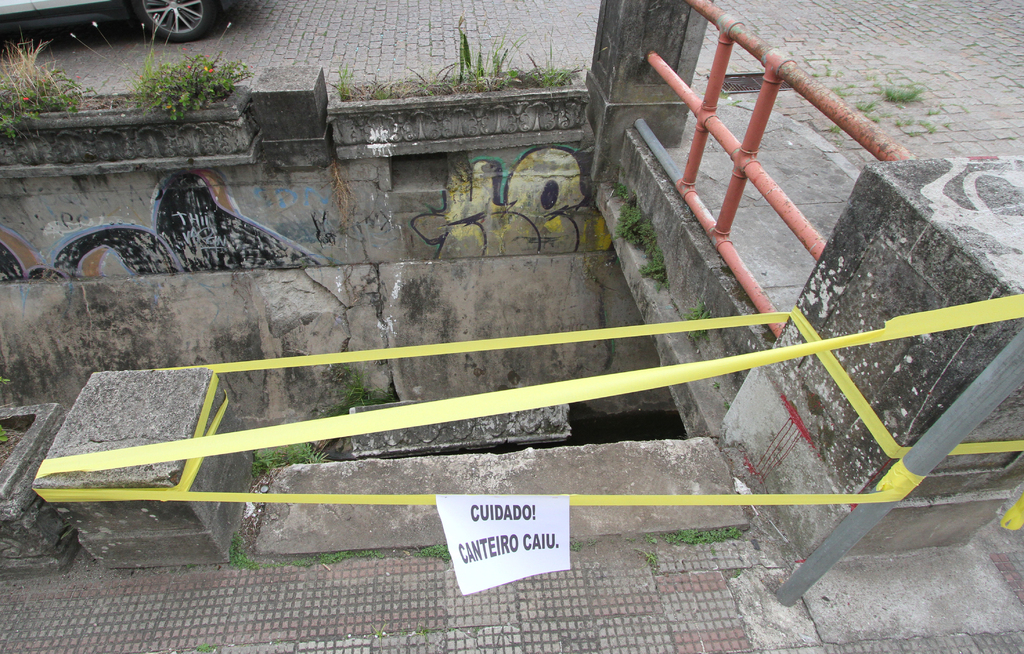 Um risco para quem caminha pela General Argolo
