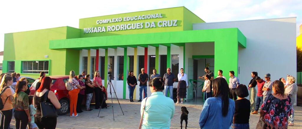 - O Complexo Educacional Jussara Rodrigues da Cruz vai oferecer atividades no contraturno para as crianças