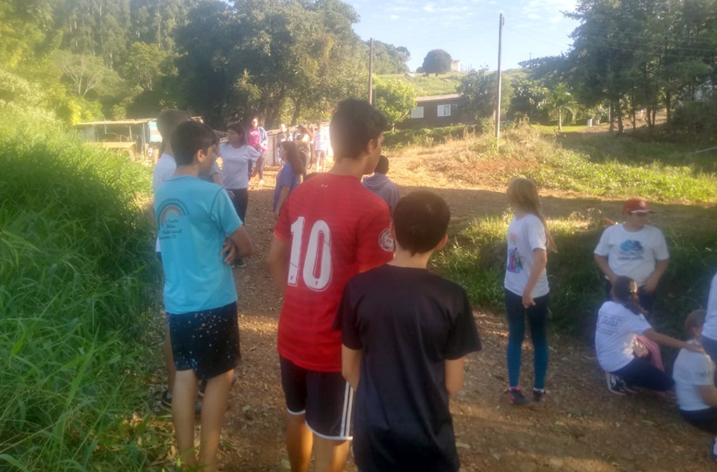 Alunos visitam propriedades em São Rafael