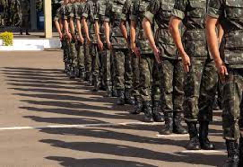 Proposta torna facultativo o serviço militar no Brasil, dos 18 aos 45 anos