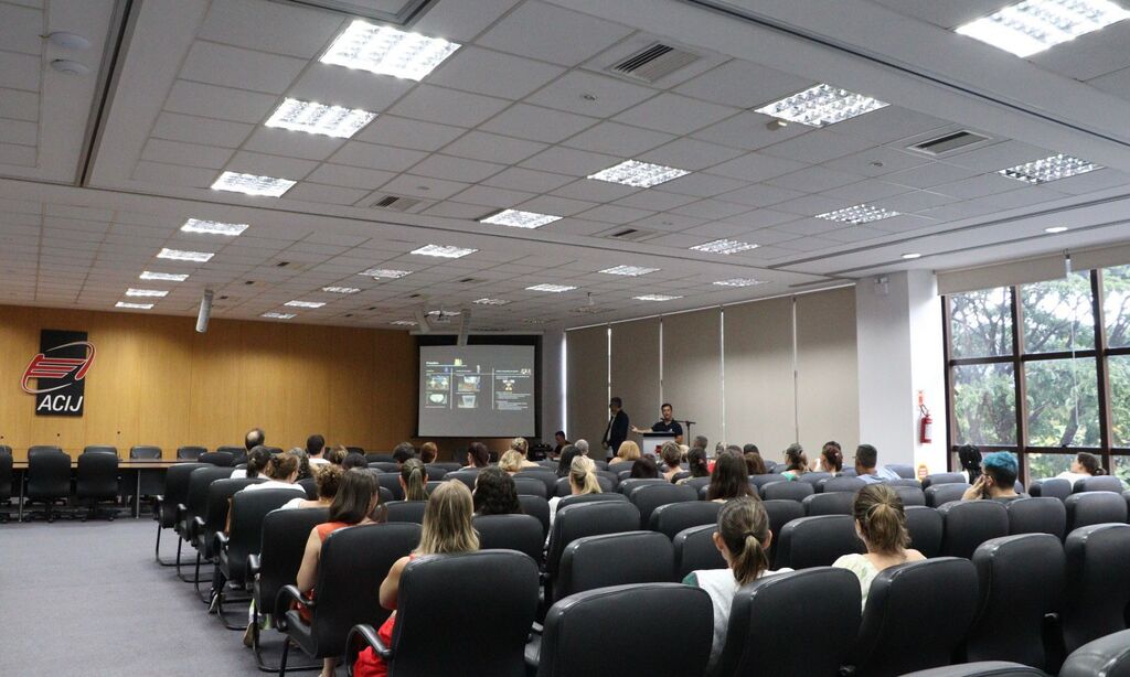 Águas de Joinville lança 16º Concurso Teatral Água para Sempre