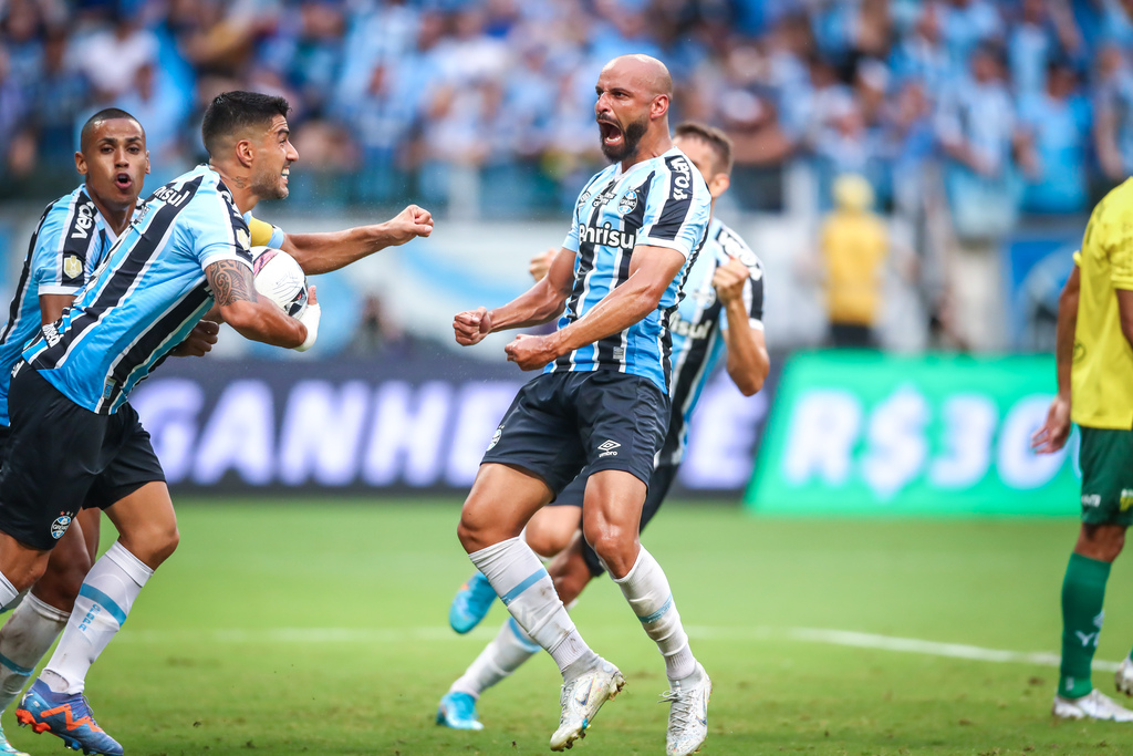 Grêmio e Caxias se enfrentam na final do Gauchão