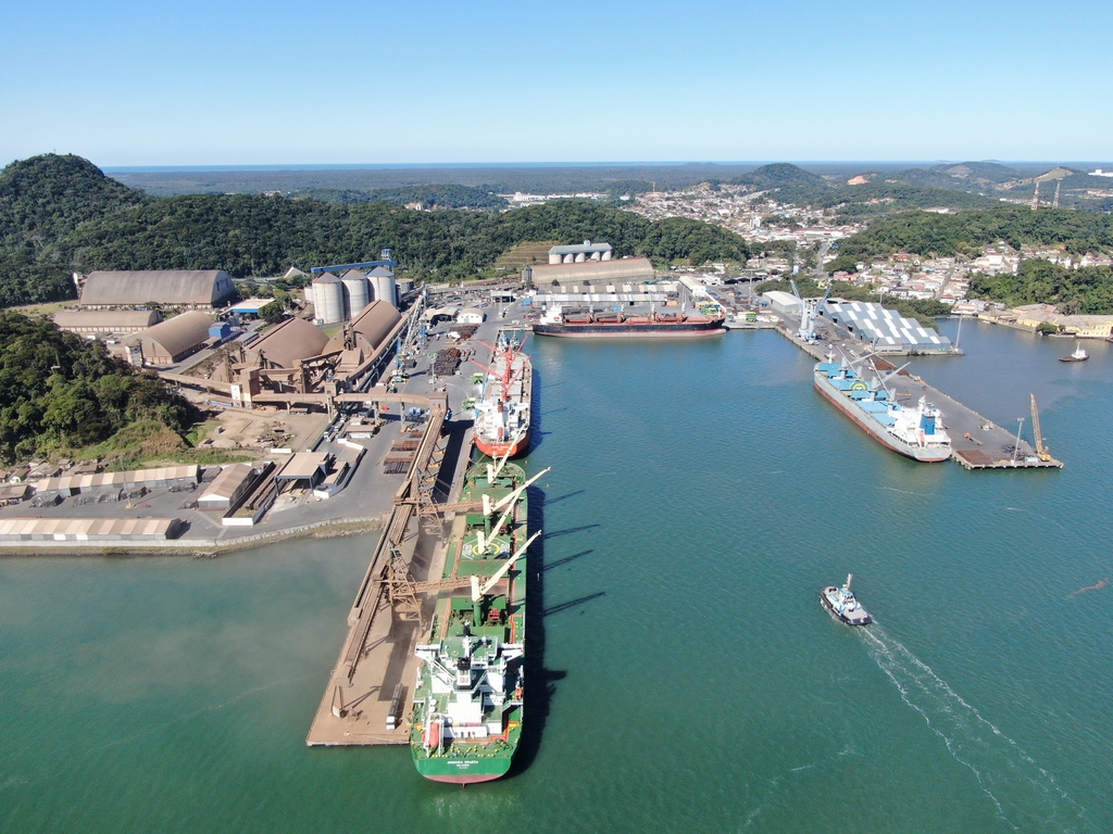 Porto de São Francisco tem recorde histórico no tempo de carregamento de navio de soja