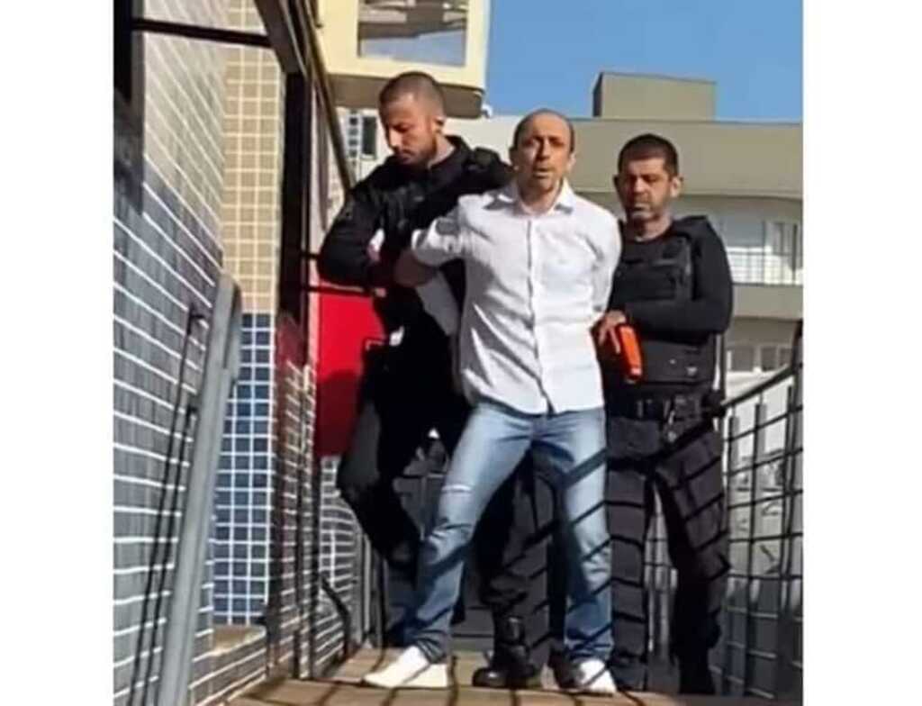 Leandro Boldrini é levado para Instituto Psiquiátrico Forense