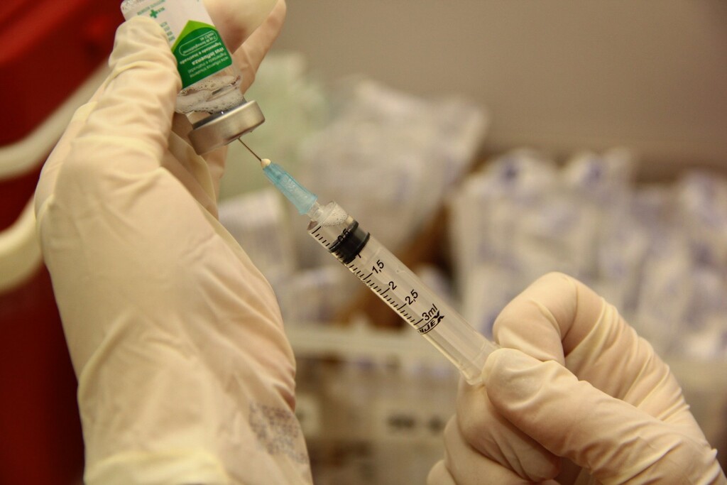 Hospital Escola recruta voluntários para teste de vacina contra influenza