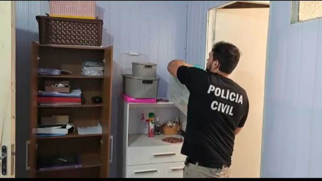 Polícia desarticula em Pelotas esquema que enganava idosos em golpe do INSS