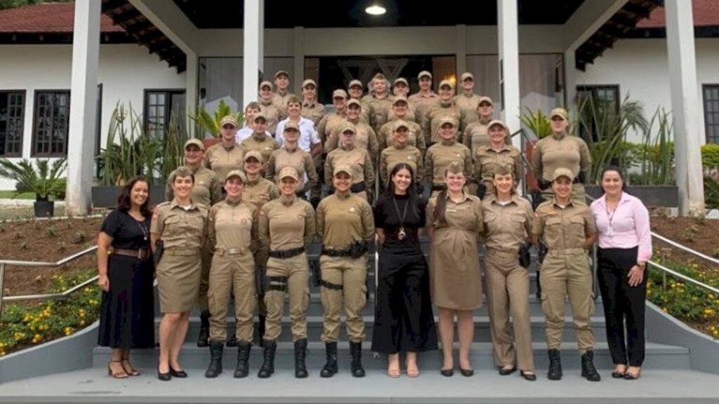 Comando Regional de Polícia Militar, em Joinville realiza evento alusivo ao Dia Internacional da Mulher