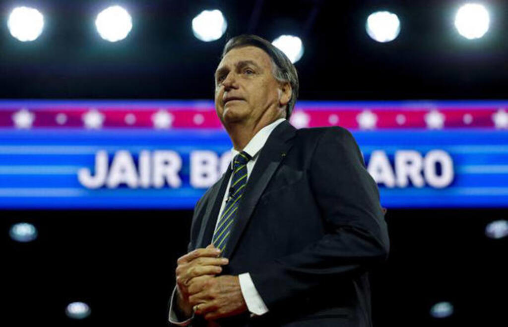 Ex-presidente Jair Bolsonaro chegou ao Brasil