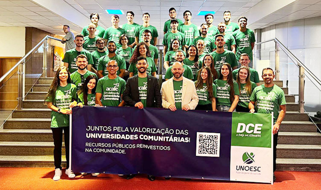  - Representantes da Unoesc durante a participação no Fórum.