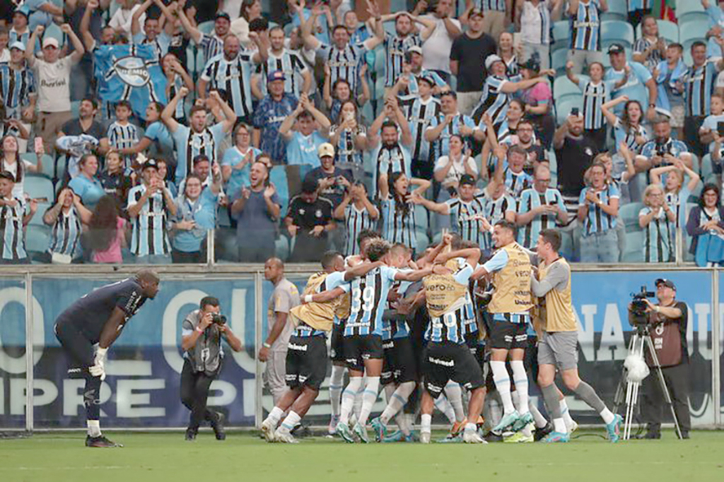 Grêmio na final e Inter eliminado