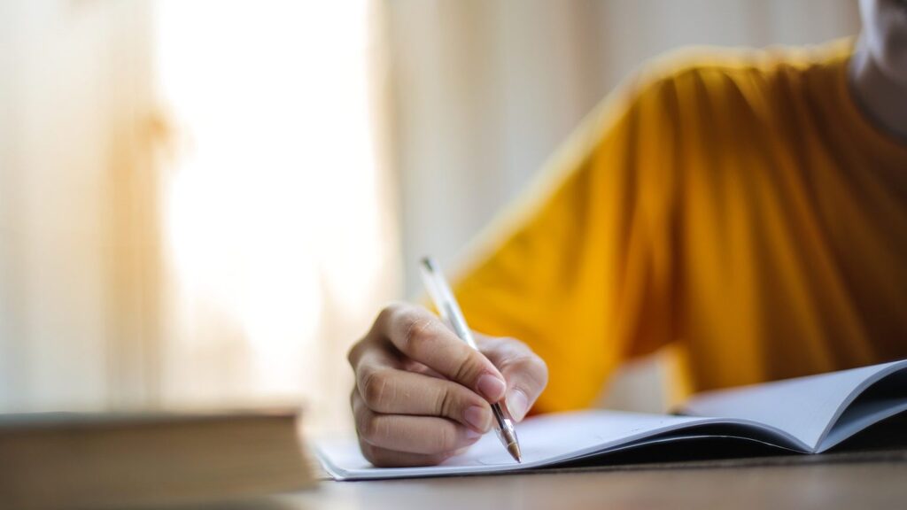 Pagamento do Todo Jovem na Escola será retomado em abril