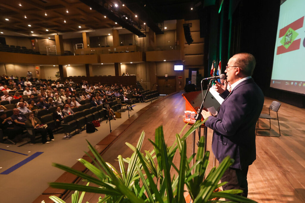 Governador participa de evento da comunidade luxemburguesa em Santa Catarina