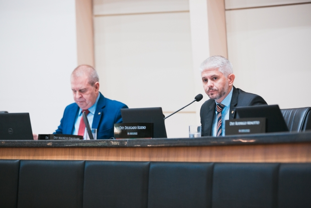 FOTO: Bruno Collaço / AGÊNCIA AL - Deputados Maurício Eskudlark e Delegado Egídio.