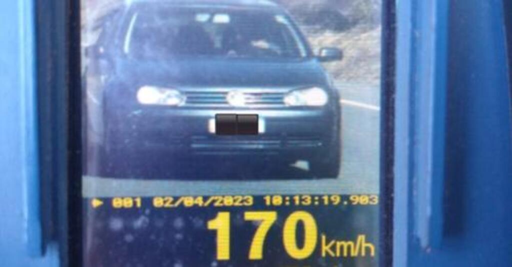 Motorista é flagrado a 170 km/h em rodovia de SC e recebe multa de quase R$ 1 mil