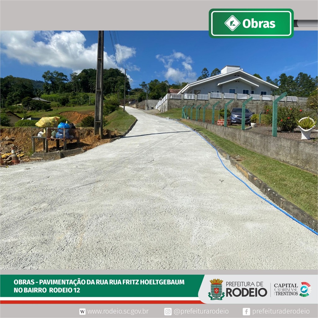 MAIS DUAS RUAS PAVIMENTADAS COM MATERIAL USINADO