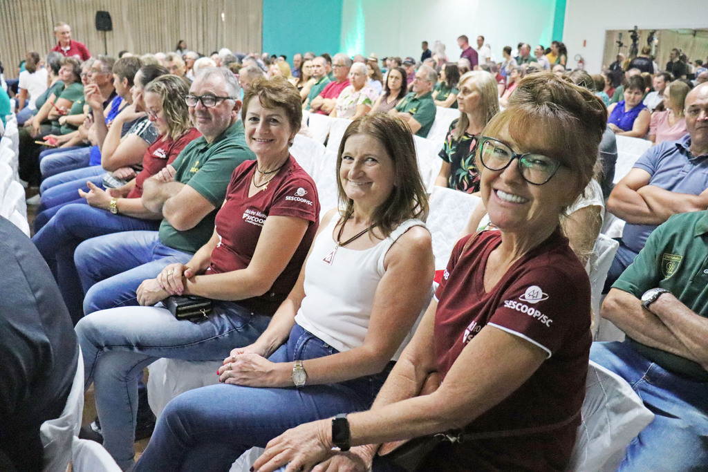 Mais de 2.100 cooperados participaram do roteiro de assembleias do Sicoob Creditapiranga