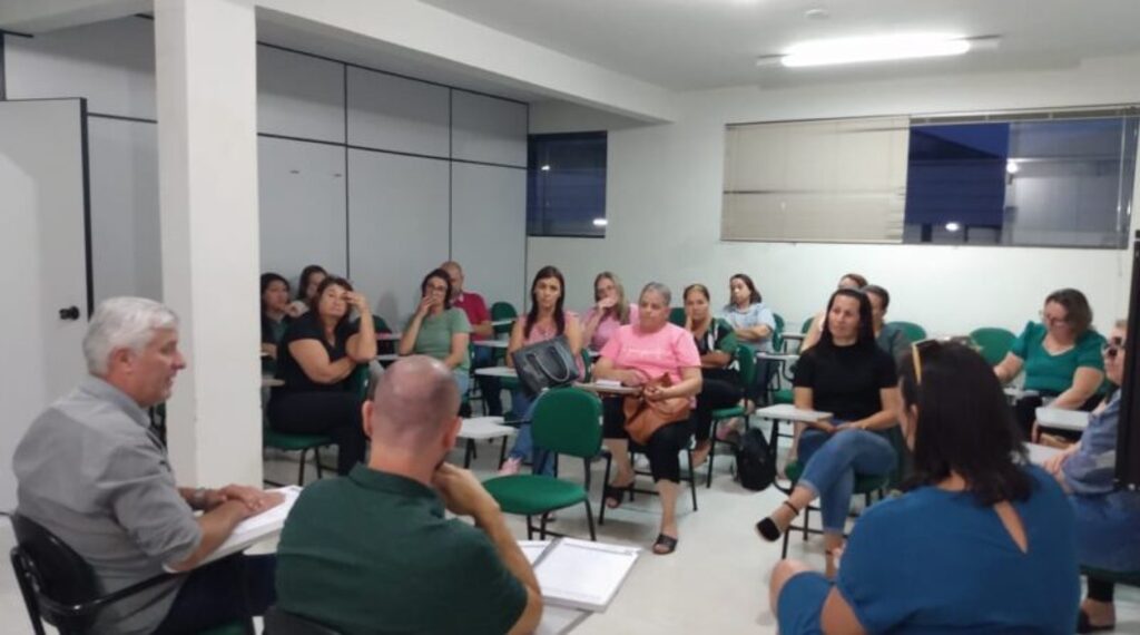 Prefeito Fabiano Baldessar organiza reunião de emergência para adotar medidas de segurança nas escolas da Rede Municipal