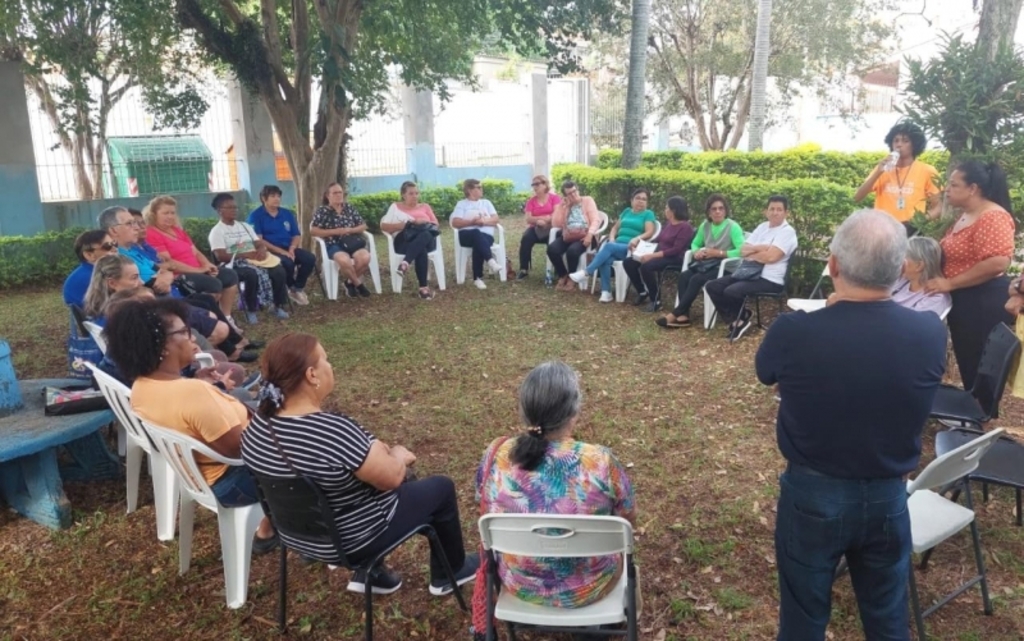 reprodução - As atividades do grupo ficam a cargo da equipe técnica do CRAS e profissional de Educação Física da SMTEL.