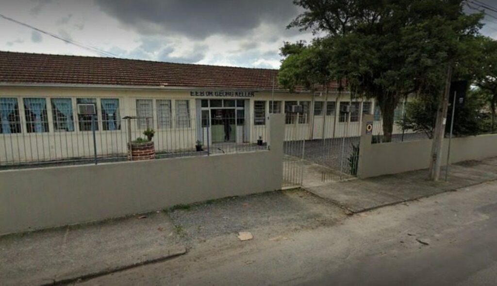 “Mataria uns 15, 20”, diz professor de Joinville em sala de aula após ataque em Blumenau