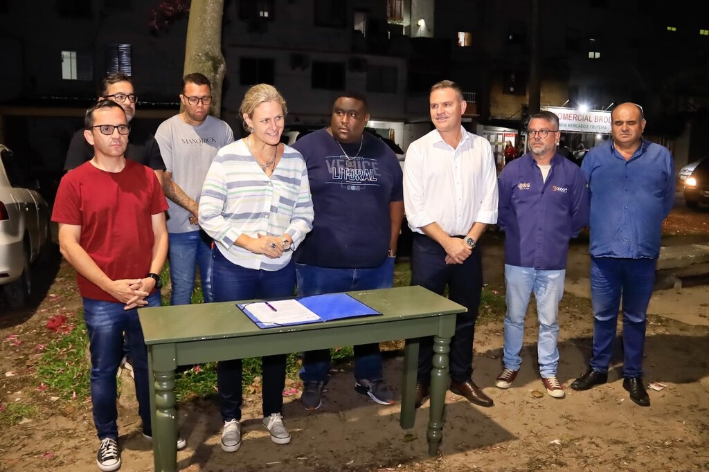 Rodrigo Chagas-PMP/DP - Assinatura contrato iluminação