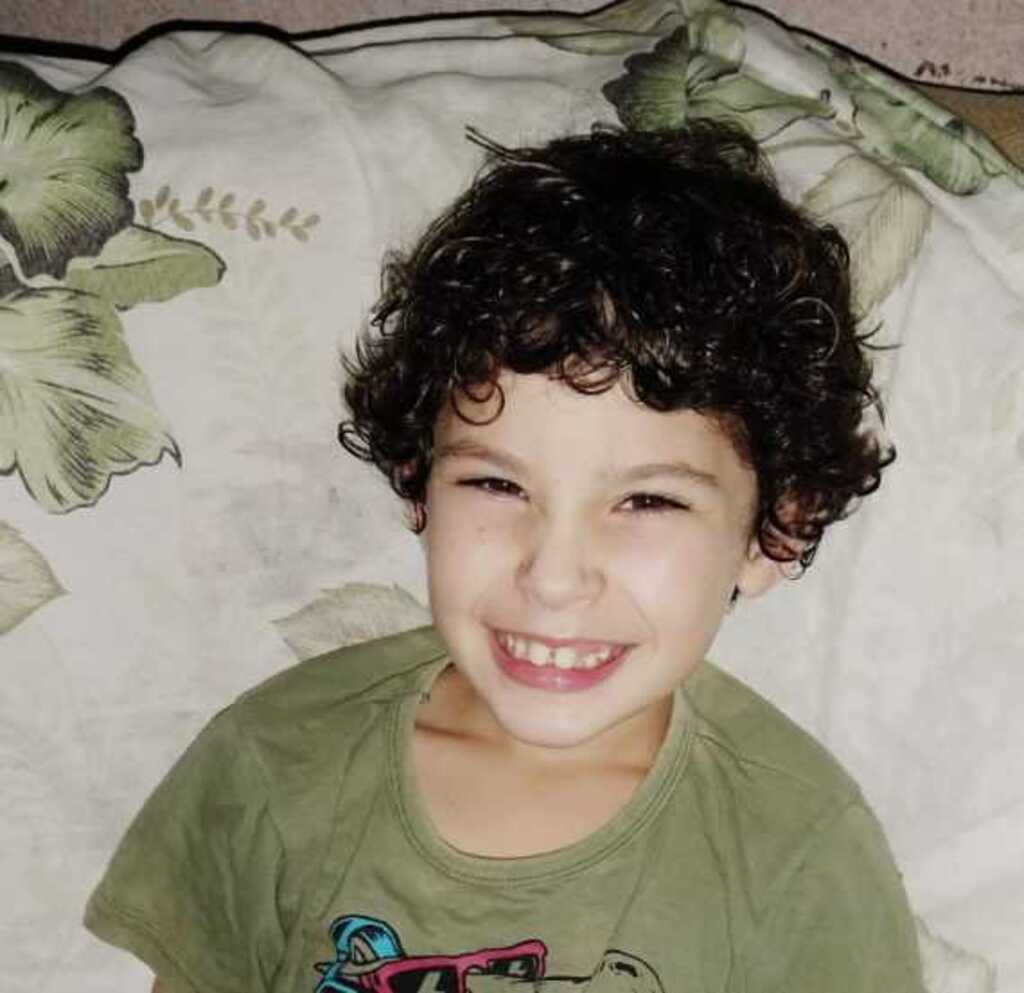João Pietro, está precisando de ajuda para custear uma cirurgia no cérebro.